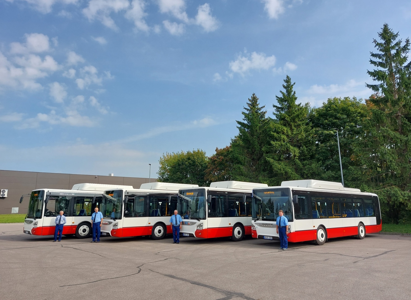 Naujieji autobusai