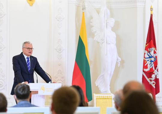 Kviečiame gyvai stebėti viešų diskusijų renginį. „Komplikuotos...
