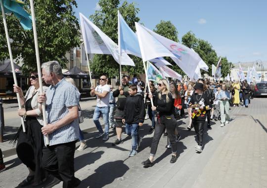 Ukmergėje pražygiavo šventinės eitynės - „Rokenrolo paradas