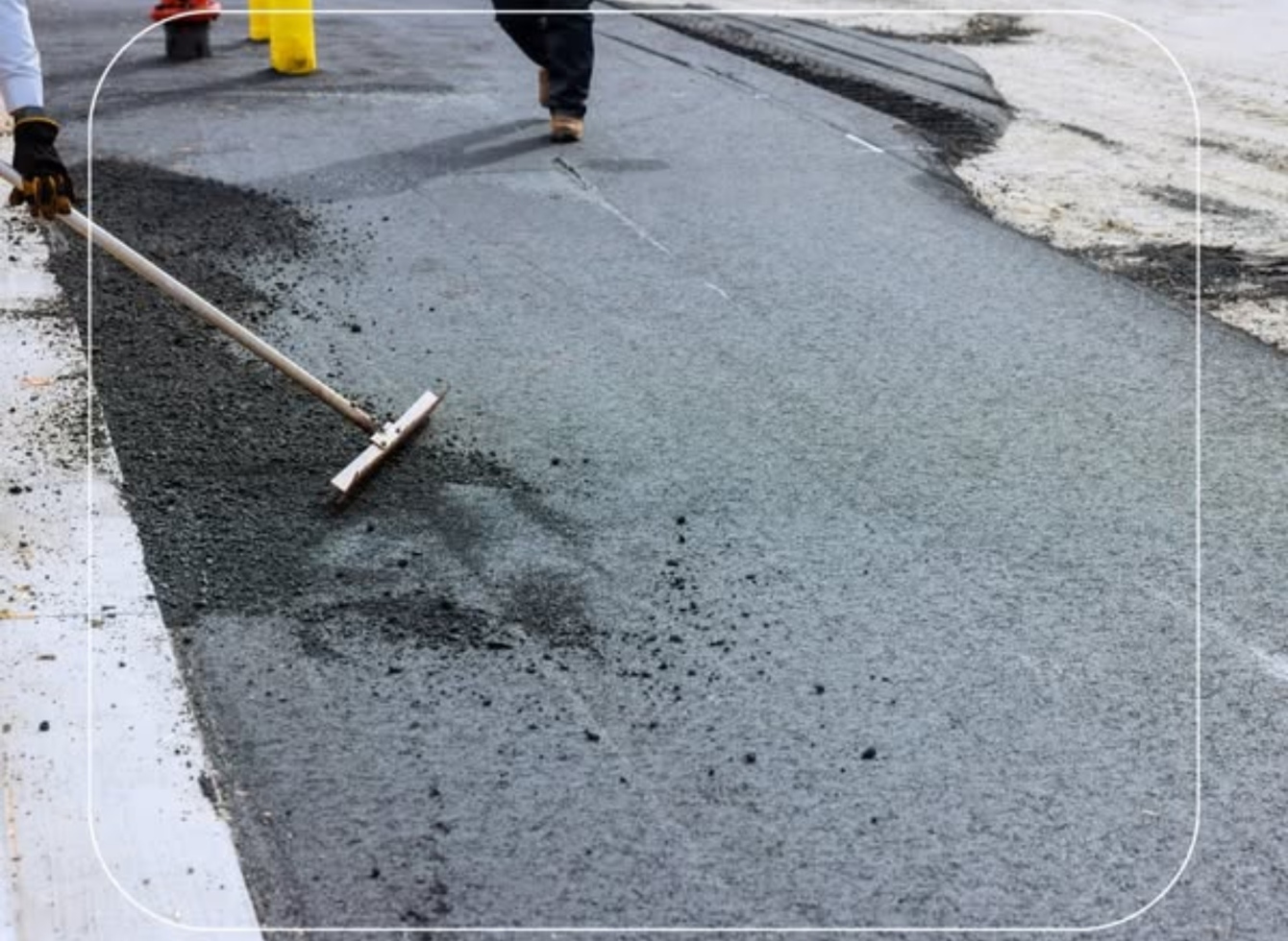 Laikini eismo ribojimai Jaunimo gatvėje – vyks asfaltavimo darbai