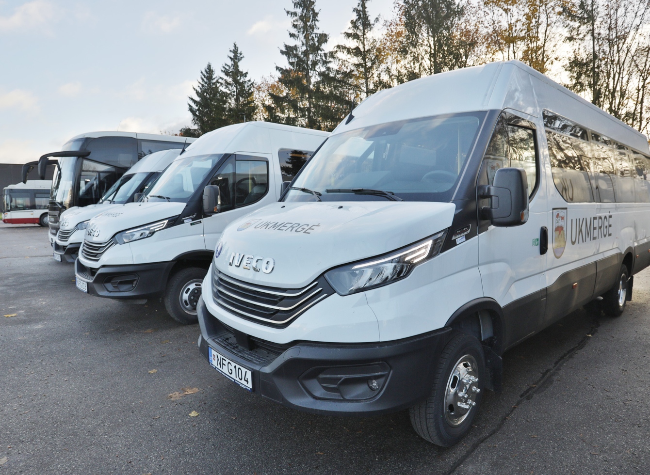UAB „Ukmergės autobusų parkas“ įsigijo tris naujus mikroautobusus