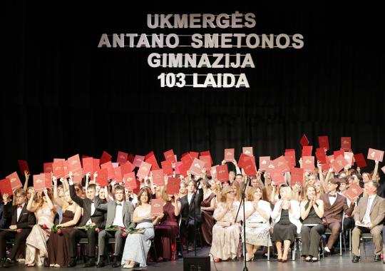 Antano Smetonos gimnazijos...