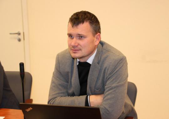 Bandys į darbo rinką sugrąžinti ilgalaikius bedarbius