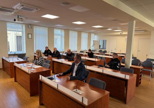 Kviečiame į jogalates ir kalanetikos mix treniruotes