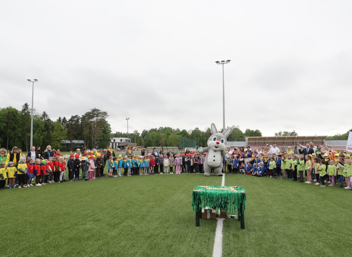 Mažųjų ukmergiškių sporto šventėje buvo daug šypsenų ir judesio