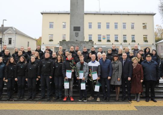 Ukmergės Pilies parke jau žaliuoja „Stelmužiukas“