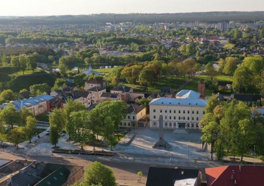 Pasitikite Naujuosius metus prie Ukmergės miesto Kalėdų eglės