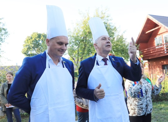 From the left: director D.Varnas and the mayor R.Janickas