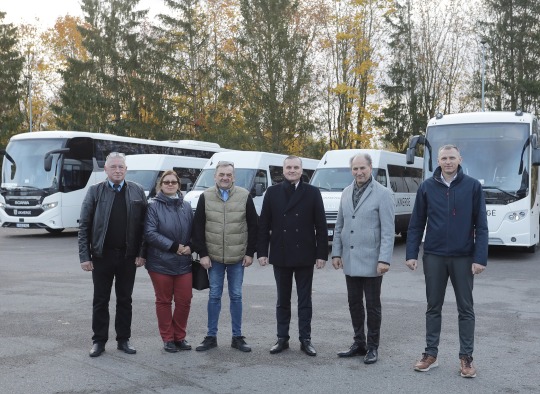 UAB „Ukmergės autobusų parkas“ įsigijo tris naujus mikroautobusus