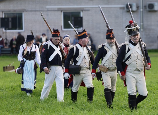 Deltuvoje vėl aidėjo 1812-ųjų mūšio salvės