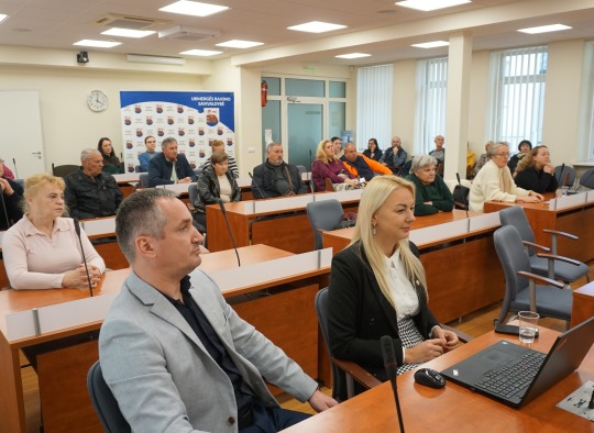 Viešo projekto pristatymo dalyviai