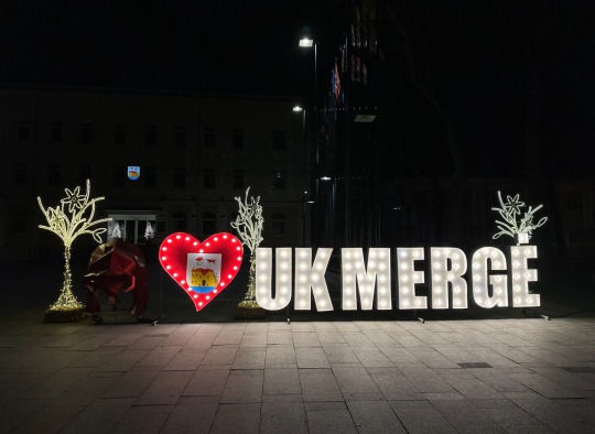 Ukmergė nušvito - laukiama žydinčių Kalėdų