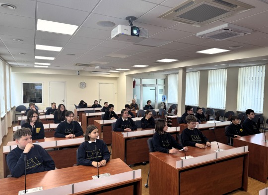 Savivaldybėje lankėsi Dukstynos pagrindinės mokyklos 6a klasės mokiniai