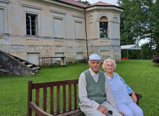 Janinos ir Vitolio Kazėnų 60-ųjų santuokos metų minėjimo akimirkos