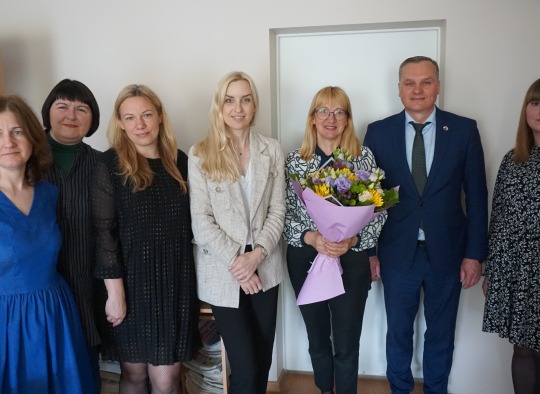 Savivaldybės vadovai  ir laikraščio „Ukmergės žinios“ kolektyvas