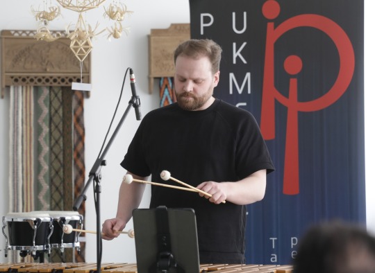 Miesto architektūros pažinimas per muzikos ritmus