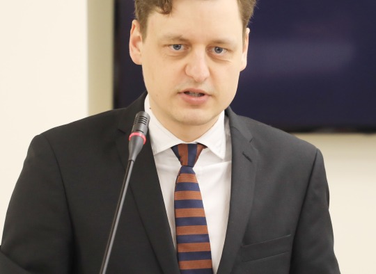 Posėdžio akimirkos