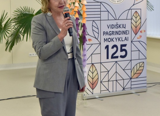 Vidiškių mokykla skaičiuoja 125-uosius metus