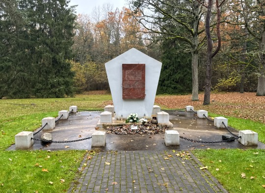 Holokausto aukų atminimo vieta