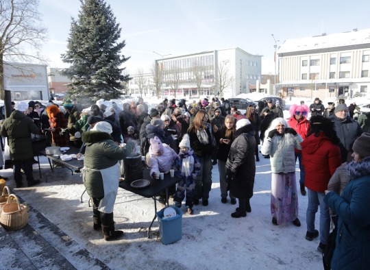 Ukmergiškiai varė žiemą iš kiemo