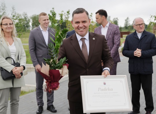 „Mini Lietuva“ parką papildė Kaišiadorių Kristaus Atsimainymo katedros miniatiūra