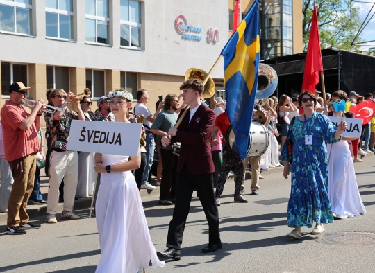 Šventinės eitynės Ukmergėje - vienas miestas, tūkstančiai žingsnių, viena nuotaika