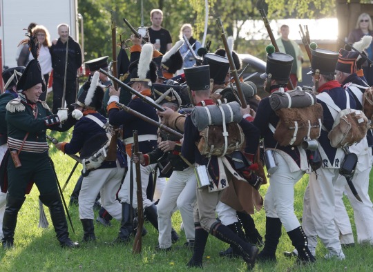 Deltuvoje vėl aidėjo 1812-ųjų mūšio salvės