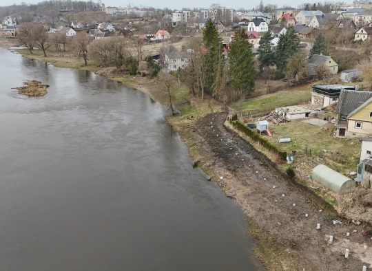 Šventosios pakrantėje Ukmergėje kuriama nauja pasivaikščiojimų ir poilsio erdvė