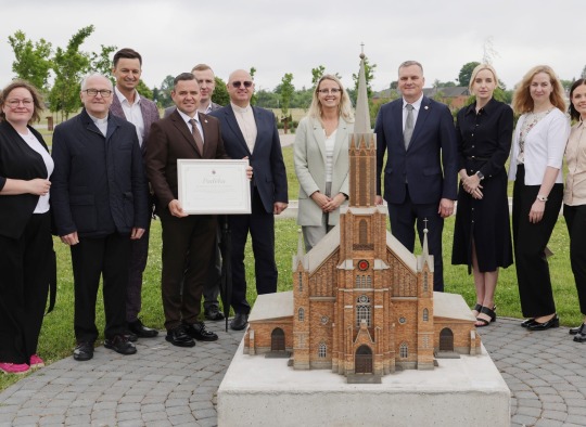 „Mini Lietuva“ parką papildė Kaišiadorių Kristaus Atsimainymo katedros miniatiūra