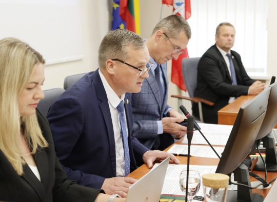 Posėdžiavo Ukmergės rajono savivaldybės taryba