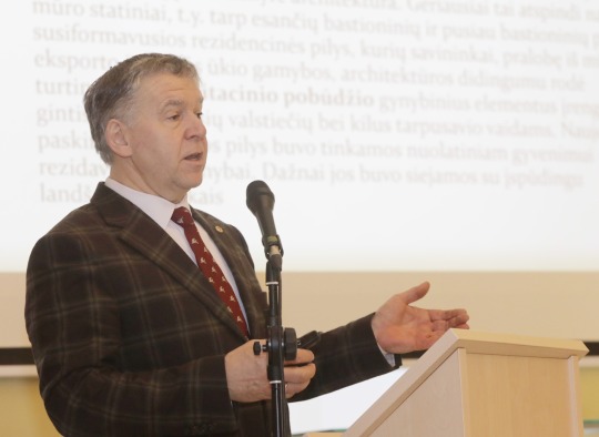 Veprių dvarvietės tyrimai atskleidžia buvusį reikšmingą paveldo objektą