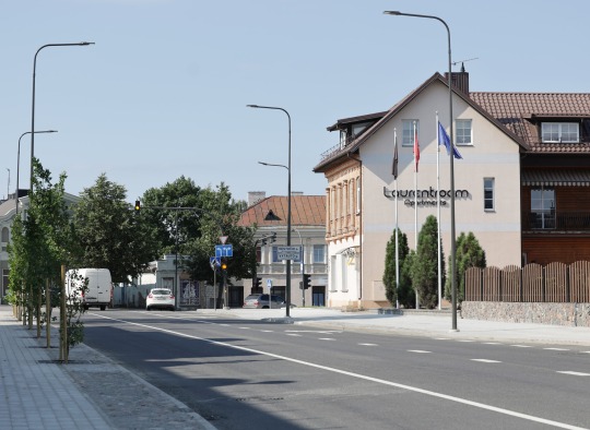 Atnaujinta Vilniaus gatvės atkarpa Ukmergėje tapo patogi ir estetiška