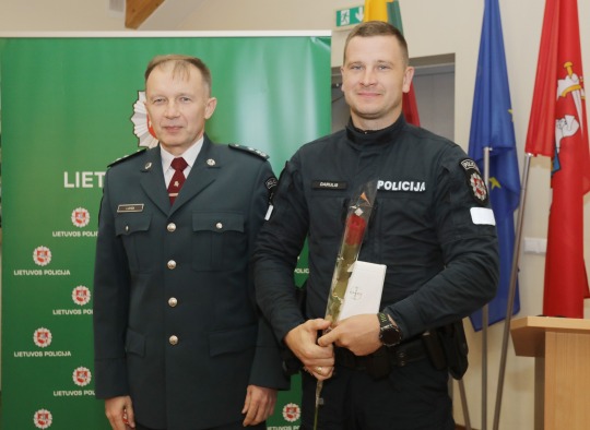 Angelų sargų dienos proga – sveikinimai policijos pareigūnams