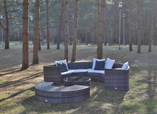 Vepriuose lankytojų laukia erdvus ir šiuolaikiškas konferencijų turizmo centras