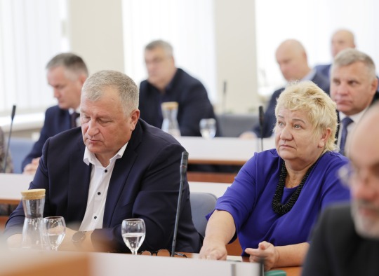 Ukmergės rajono savivaldybės taryboje – nauji veidai ir apdovanojimai