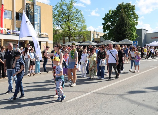 Šventinės eitynės Ukmergėje - vienas miestas, tūkstančiai žingsnių, viena nuotaika