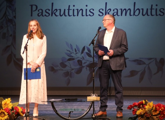 Jono Basanavičiaus gimnazijos abiturientų paskutinis skambutis